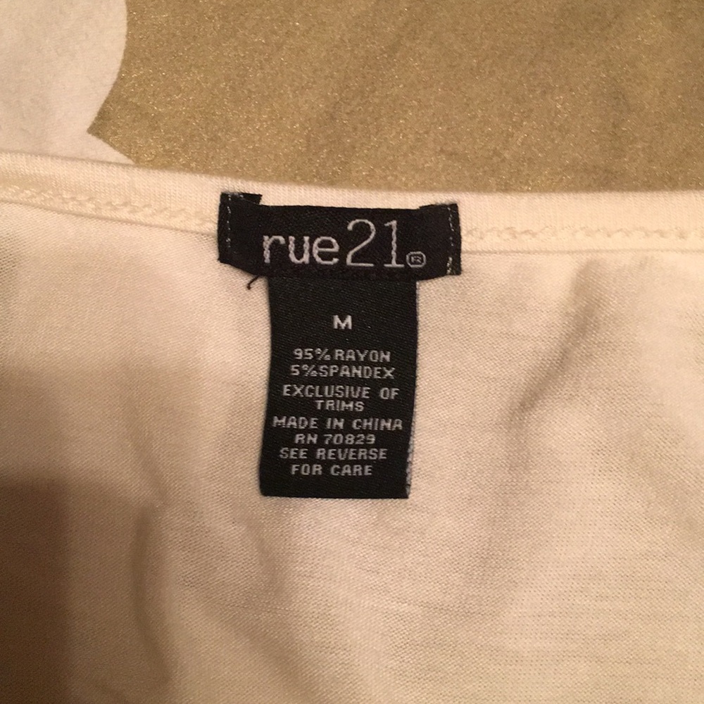 Top - Picture 4 of 4